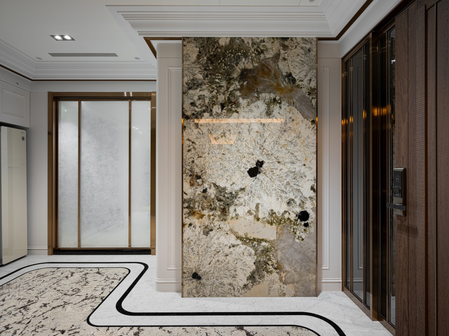 羅鈺-寶輝Skytower